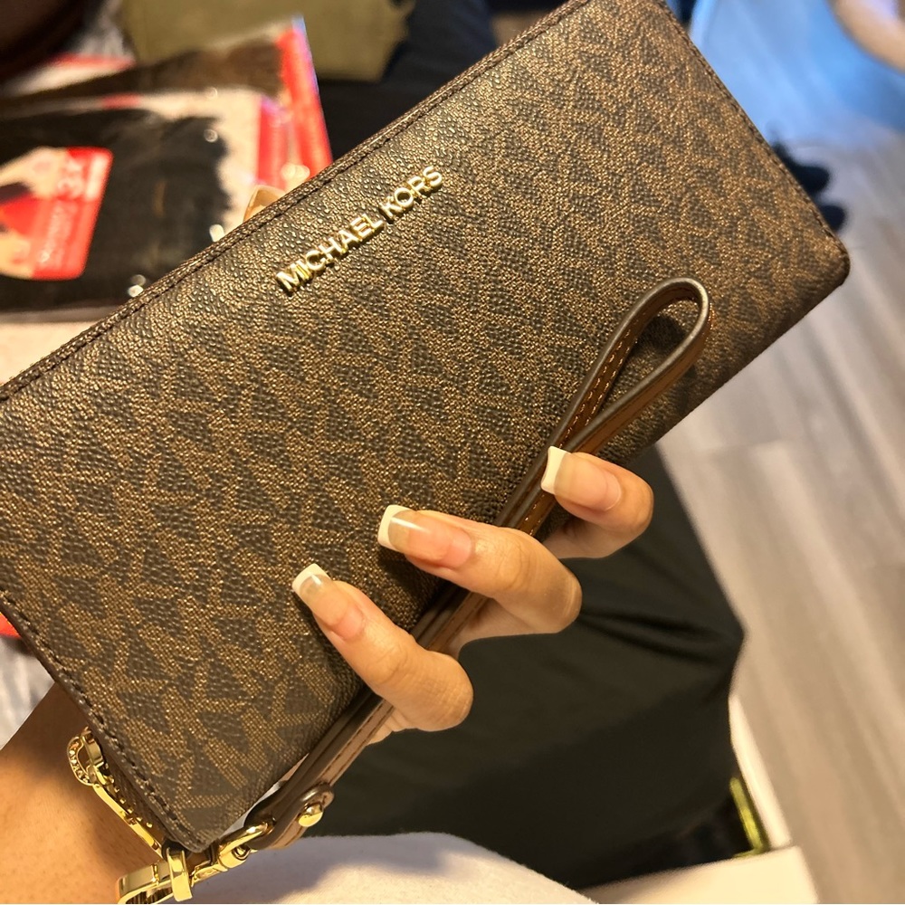 New MK purse and wallet set